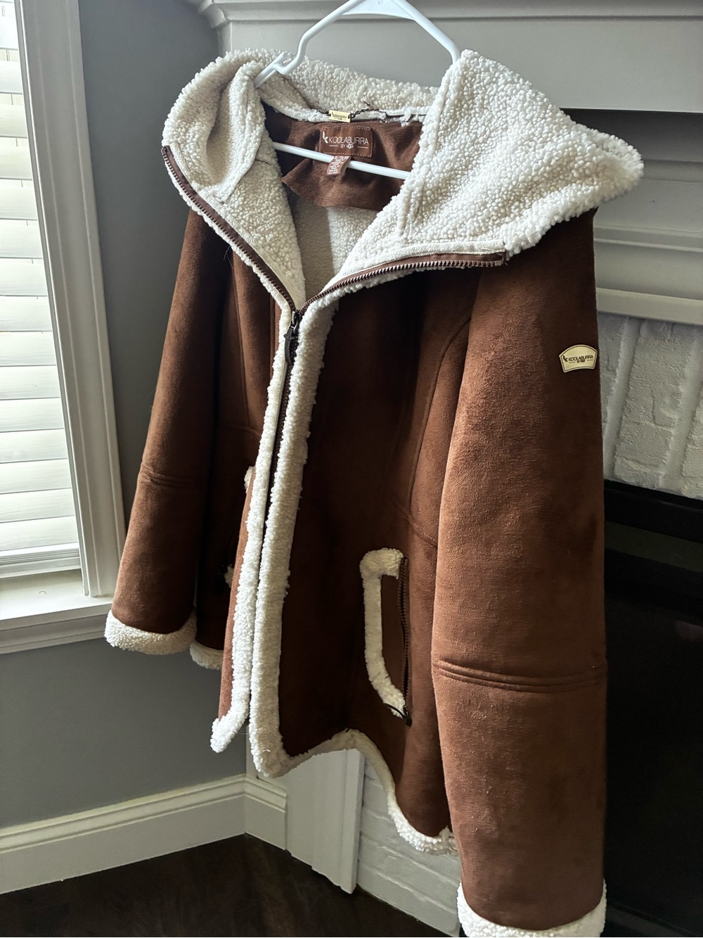 KOOLABURRA by UGG Brown Faux Shearling Jacket with Hood
